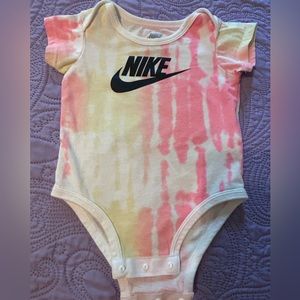 Nike 6M tie dye onesie